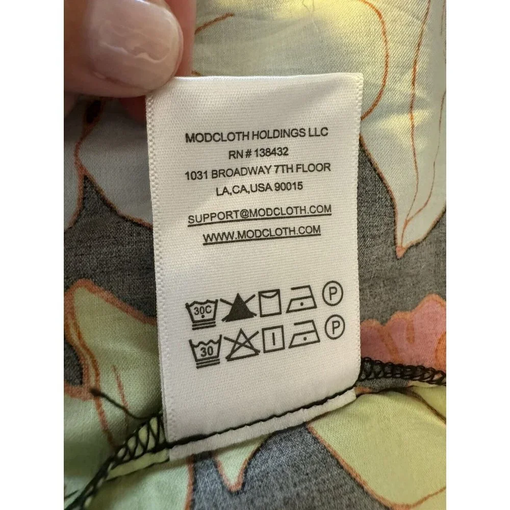 ModCloth Honolulu floral black ruffle cap sleeve tiered maxi dress Size XS  NEW - Picture 13 of 14